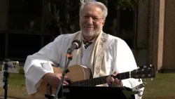 Video of the Week: Ben Silver Sings "I am Willing" at Yom Kippur Program