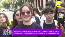 Traditional Distribution of Flowers and Poetry at Plaza 9 de Julio - La Tele con Vos 09/18/2026